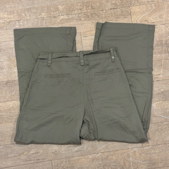 NWT Max Studio Green Wide Leg Pants With Belt Size 6 - Picture 6 of 6